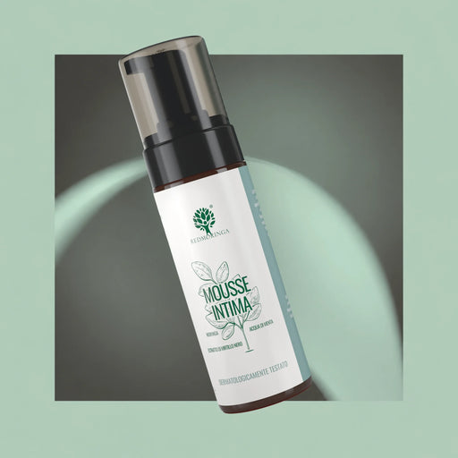 Mousse Intima von RedMoringa, Intimwaschschaum mit Moringa, Minzwasser und Heidelbeere, Flasche mit Pumpspender